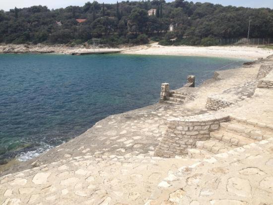 Studio Apartment City With Free Parking Pula Extérieur photo